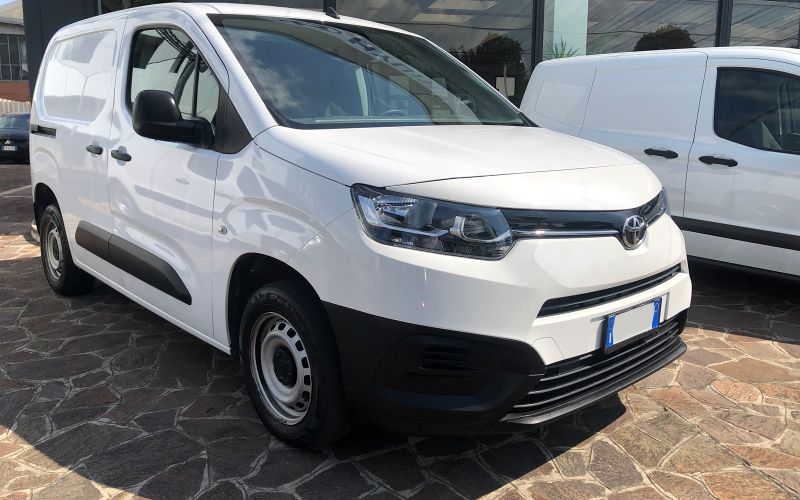 Toyota Proace City 1.5D 100 CV S&S L1 4p. Ground  - Cog Car Motor
