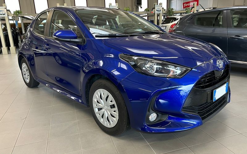TOYOTA Yaris 1.0 5 porte Active - Cog Car Motor