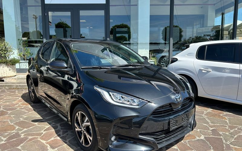 TOYOTA Yaris 1.5 Hybrid 5 porte Trend - Cog Car Motor